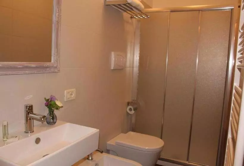 Aamiaismajoitus (B&B) Marelaguna Rooms