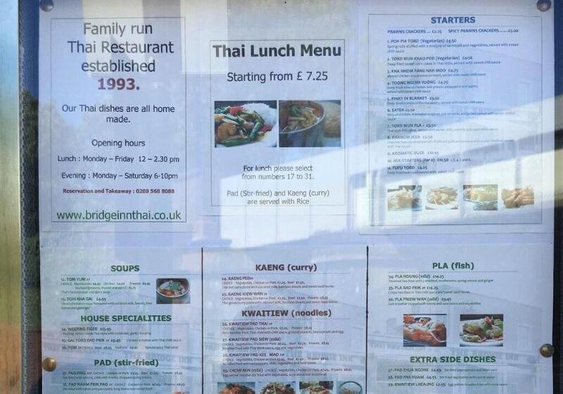 ベッドアンドブレックファースト The Bridge Inn