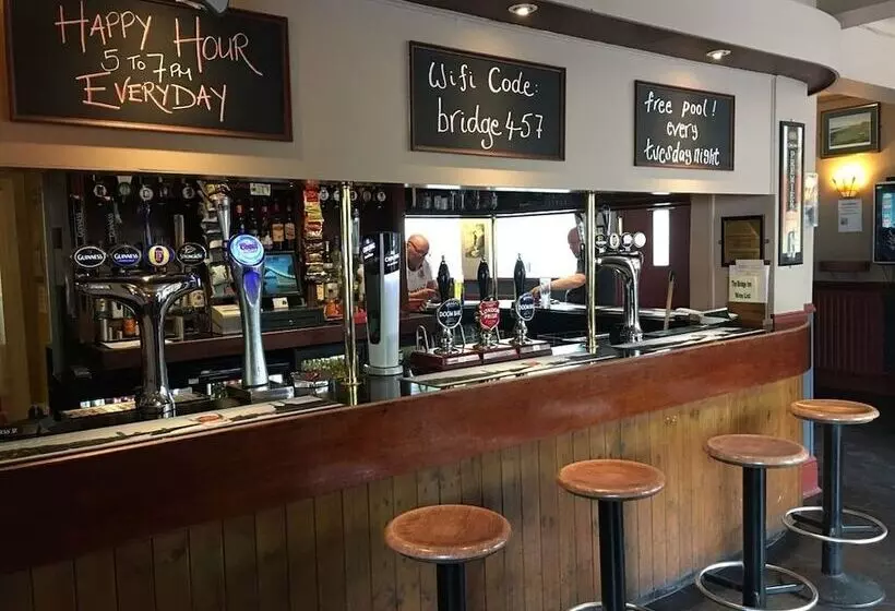 Aamiaismajoitus (B&B) The Bridge Inn