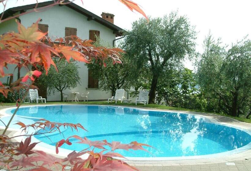 Отель Albergo Ristorante Orazio