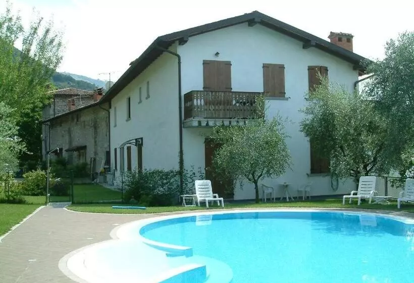 Hotelli Albergo Ristorante Orazio