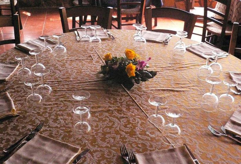 בית מלון כפרי Club Torre Capovento