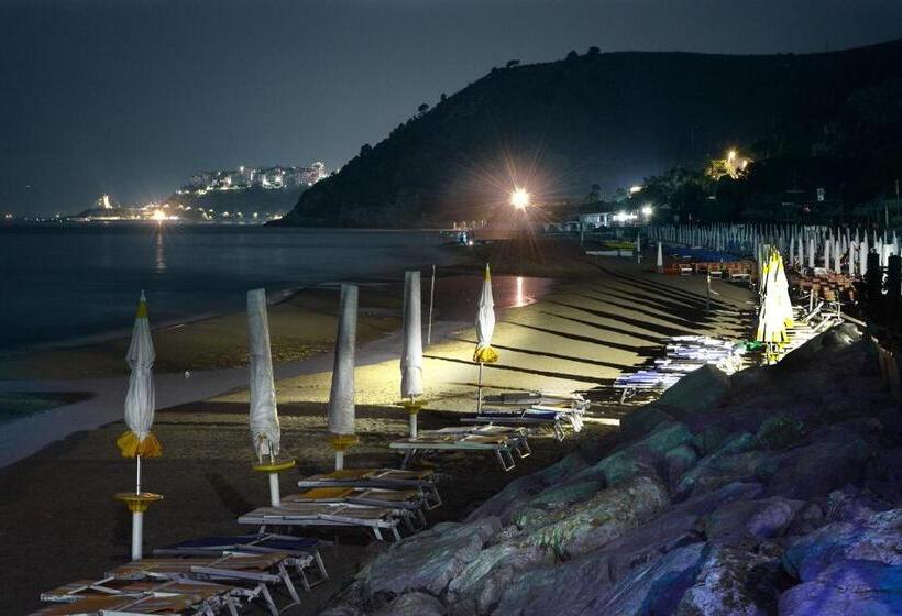 בית מלון כפרי Club Torre Capovento