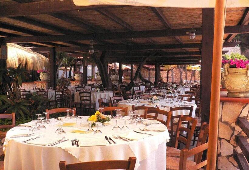 בית מלון כפרי Club Torre Capovento