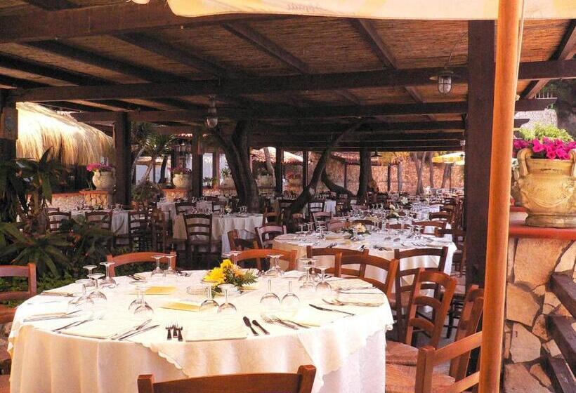 בית מלון כפרי Club Torre Capovento