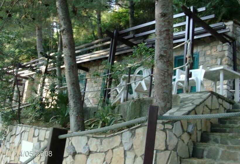 בית מלון כפרי Club Torre Capovento