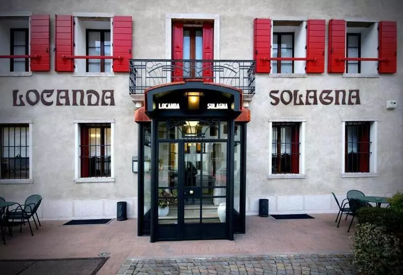 ホテル Locanda Solagna