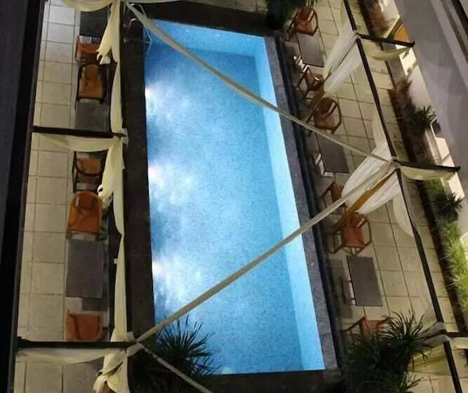 Hotelli Nirvana Boutique