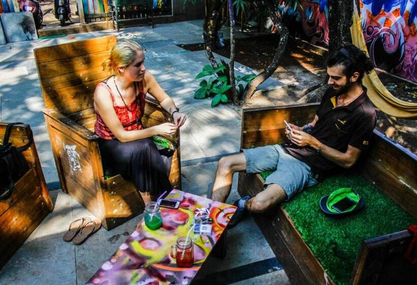 Schronisko Pappi Chulo Vagator