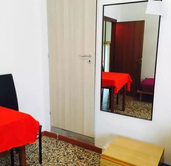 تختخواب و صبحانه Casa Ale