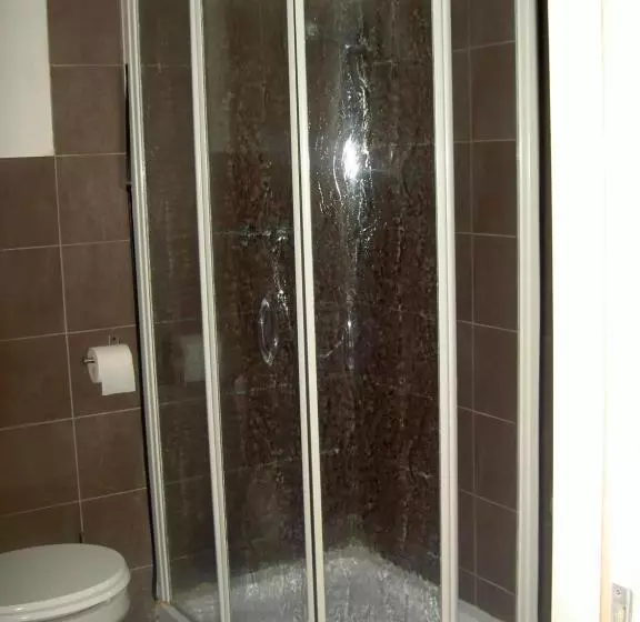 تختخواب و صبحانه Casa Ale