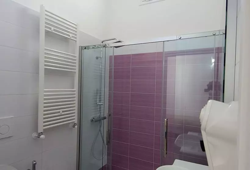 تختخواب و صبحانه Nidi Di Feo