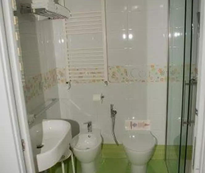 تختخواب و صبحانه Nidi Di Feo