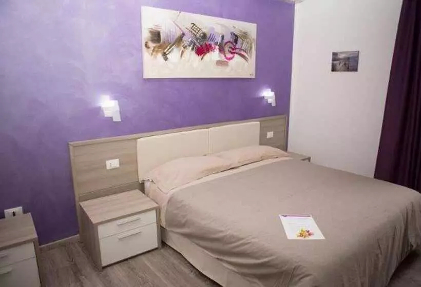 تختخواب و صبحانه Nidi Di Feo