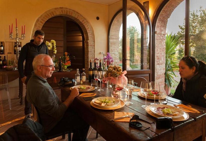 Cordella In Montalcino Wine Resort