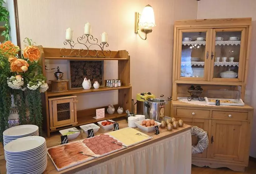 Hotelli Albergo Majorka