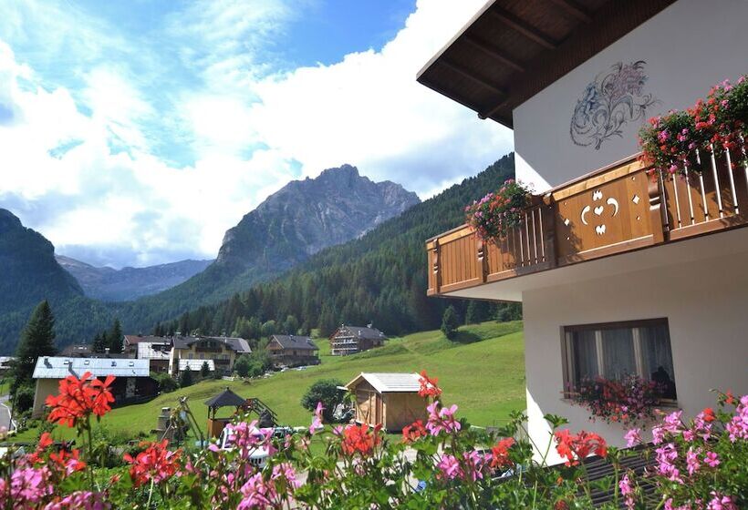 ホテル Albergo Majorka