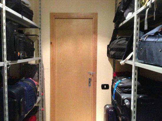 فندق Arastu A Budget