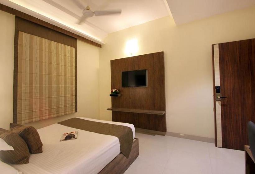 فندق Arastu A Budget