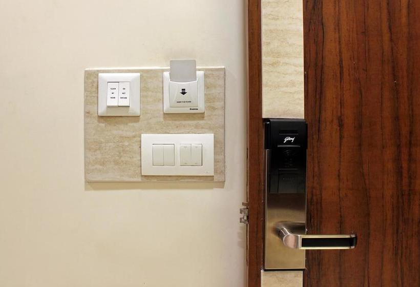 فندق Arastu A Budget