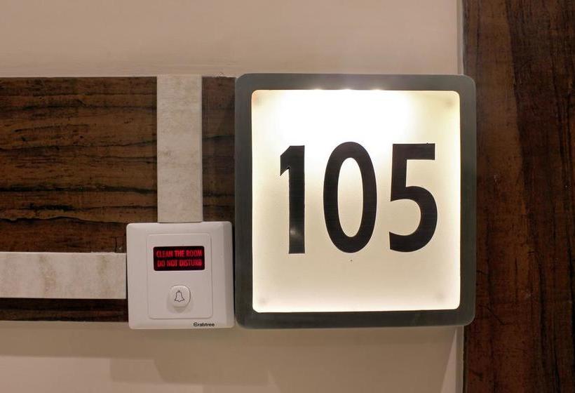 فندق Arastu A Budget