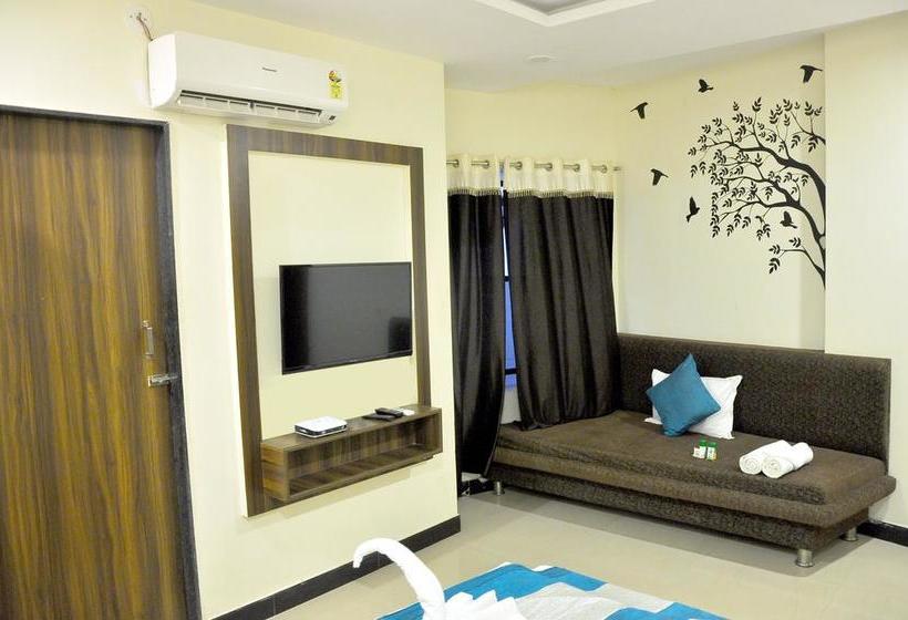 בית מלון כפרי Ashoka Palace