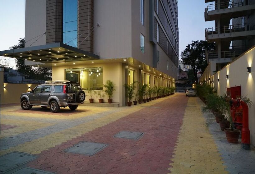 هتل Jaipur Central