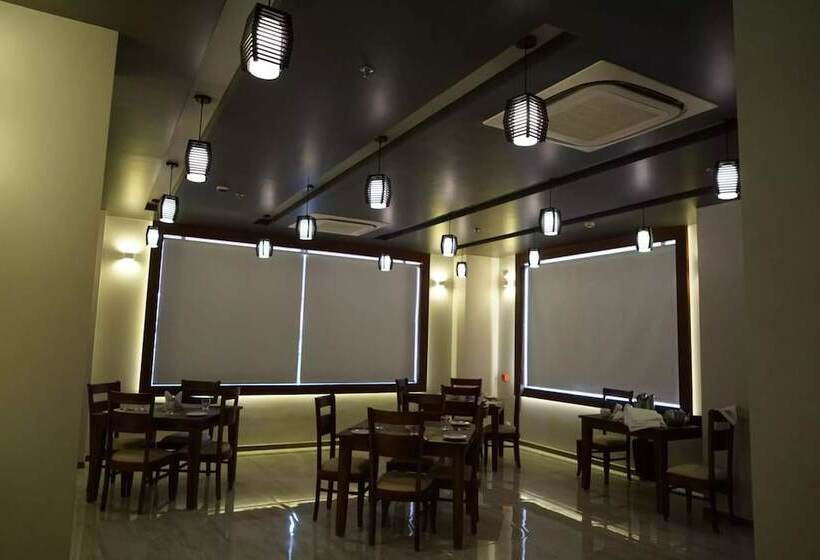 هتل Jaipur Central