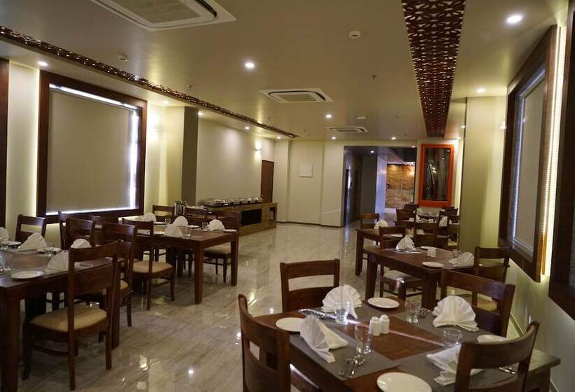 هتل Jaipur Central