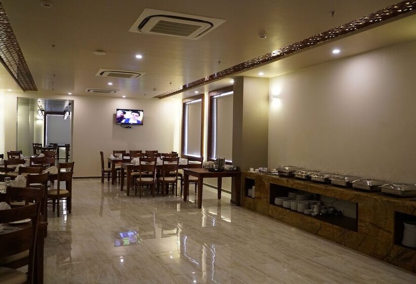 هتل Jaipur Central