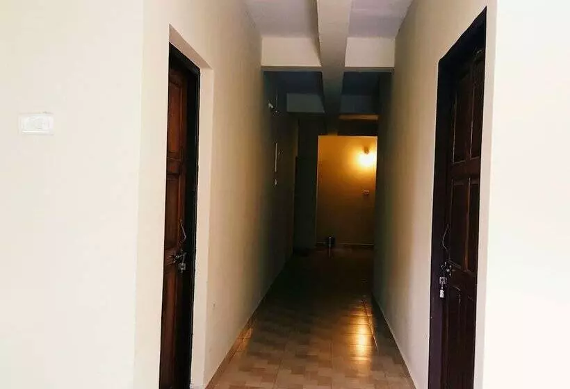 Hôtel Majhi