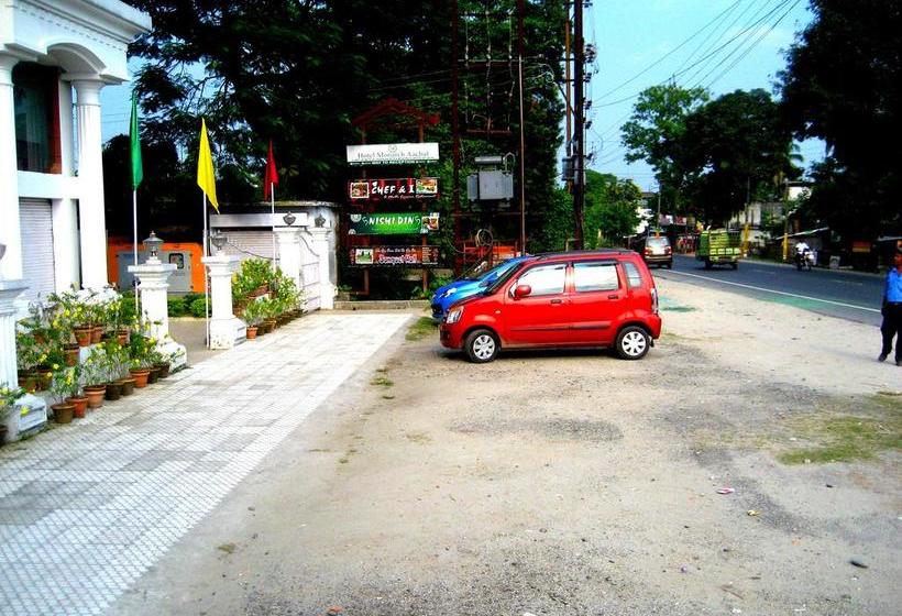 בית מלון כפרי Monarch Aachal