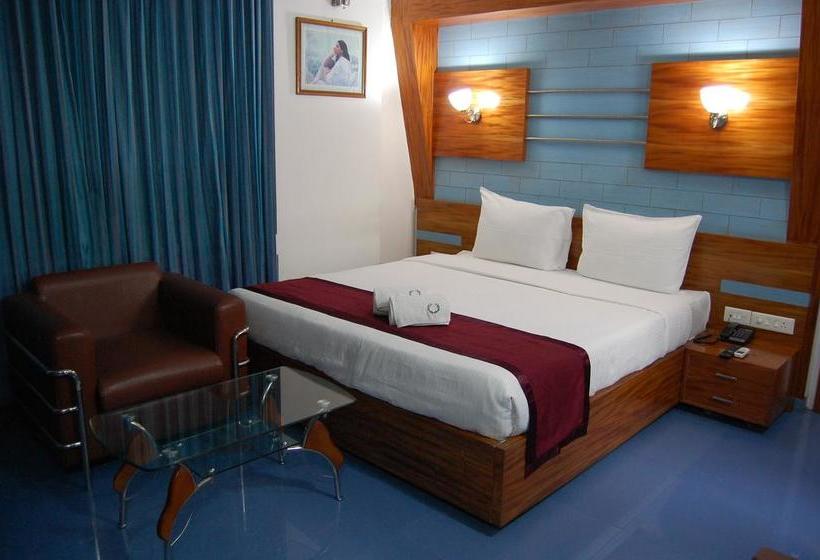 בית מלון כפרי Monarch Aachal