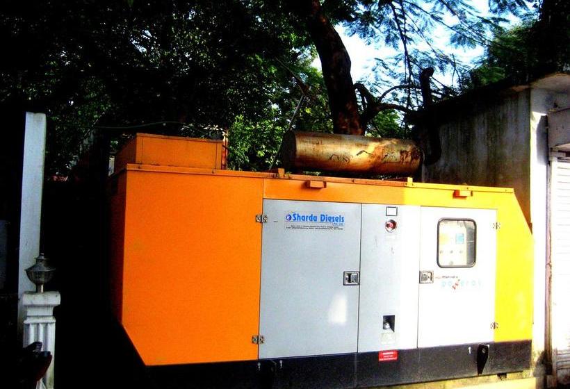 בית מלון כפרי Monarch Aachal