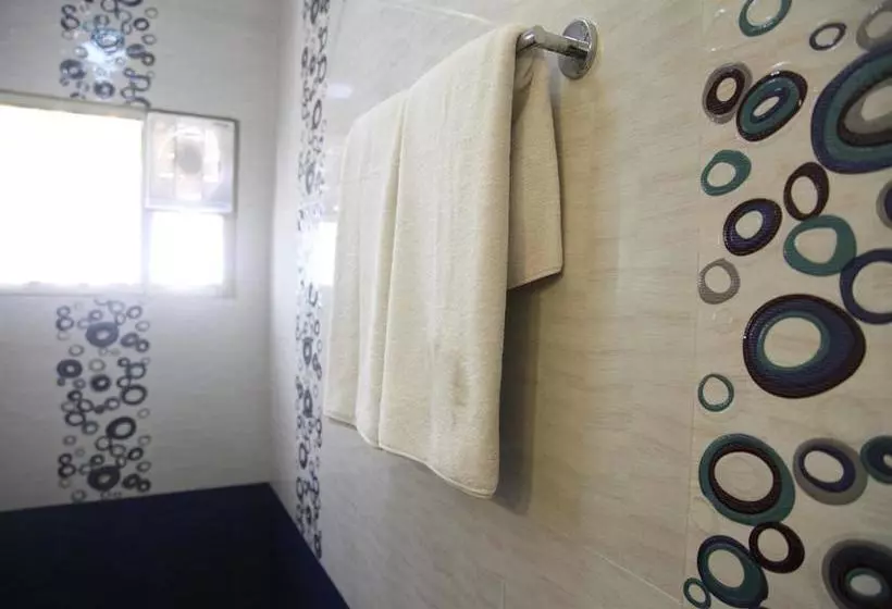 Hotelli Oyo Rooms Near Sree Balaji Dental College