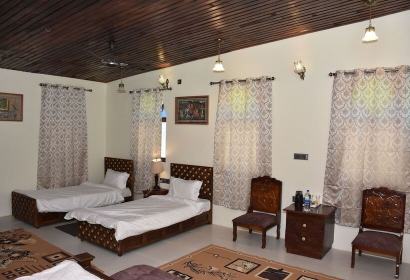 Отель Shahi Palace Mandawa