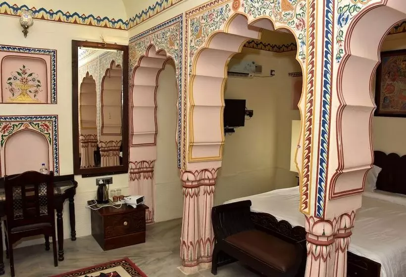 ホテル Shahi Palace Mandawa