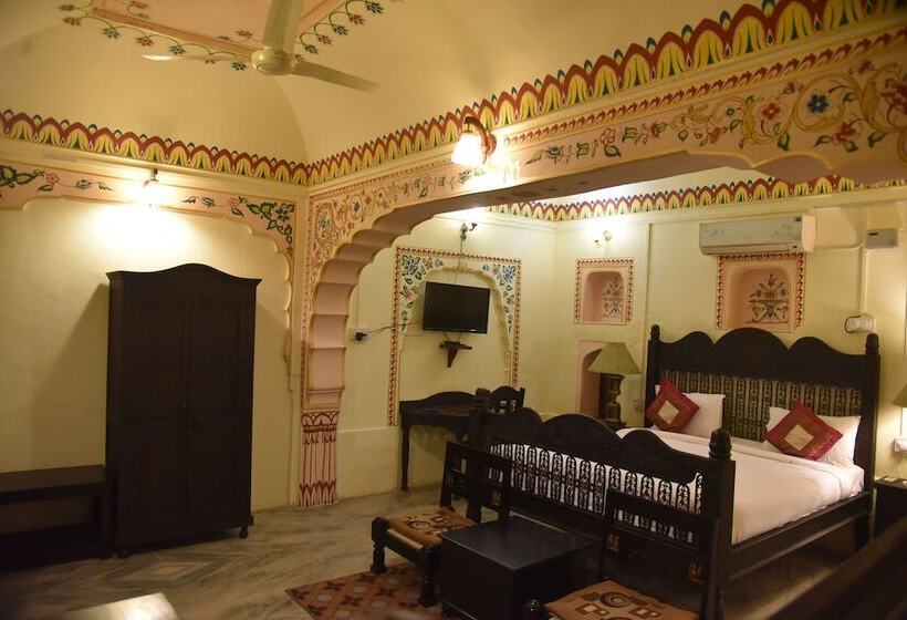 Отель Shahi Palace Mandawa