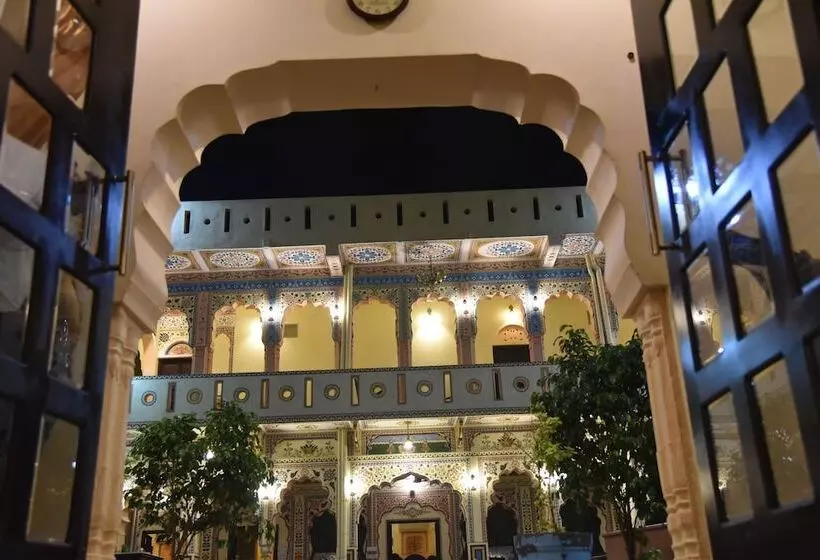 ホテル Shahi Palace Mandawa