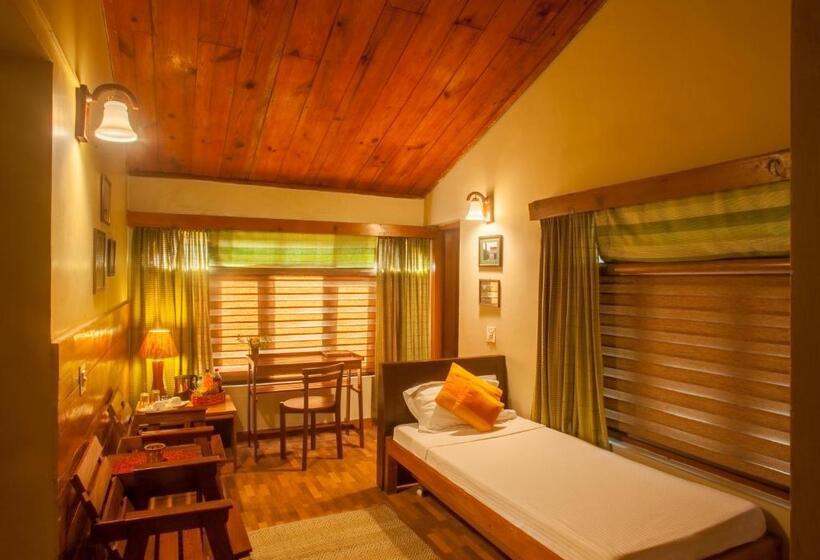 אתר נופש The Hermitage Kanatal