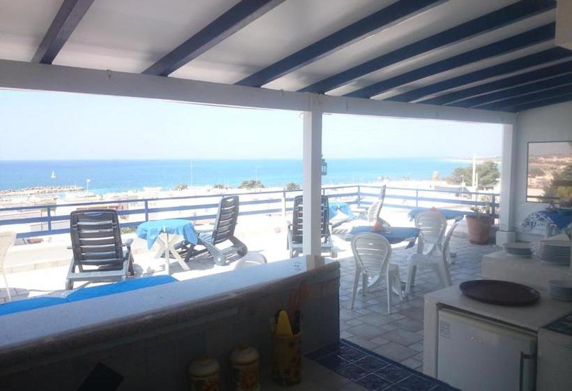 Bed And Breakfast Delfino Blu