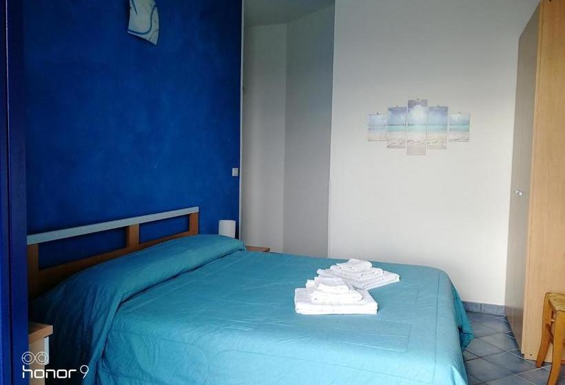 Bed And Breakfast Delfino Blu