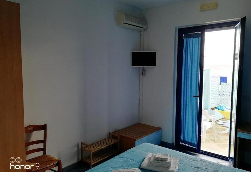 Bed And Breakfast Delfino Blu