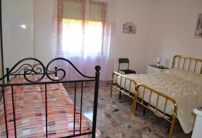 Aamiaismajoitus (B&B) Il Giardino Del Gallo