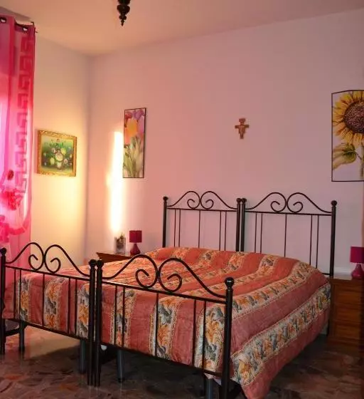 Aamiaismajoitus (B&B) Il Giardino Del Gallo