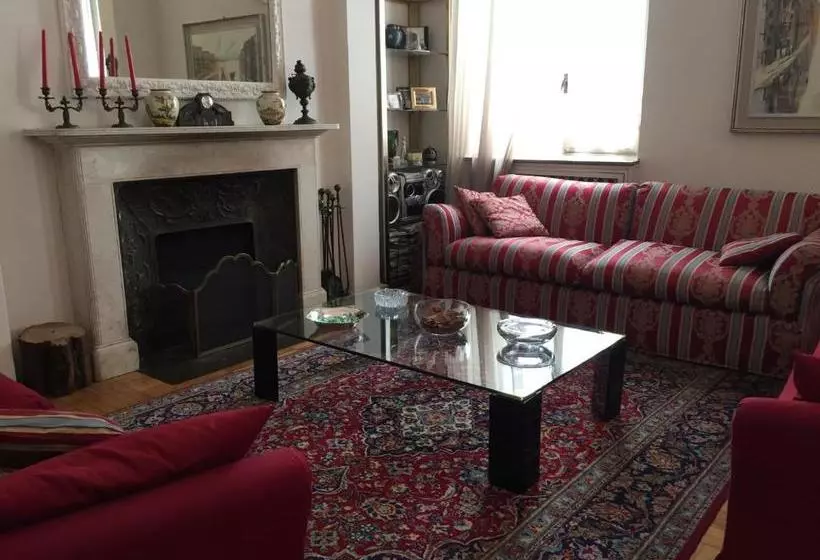 ベッドアンドブレックファースト Il Giardino Nascosto