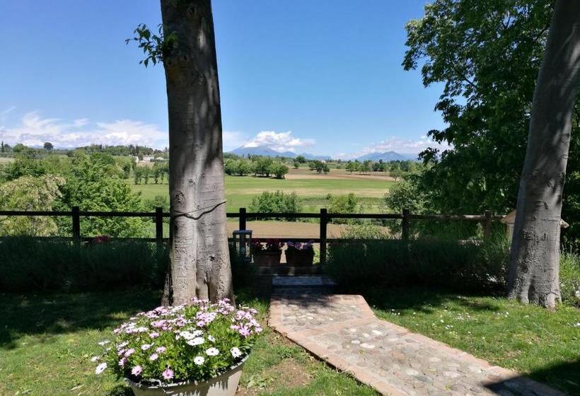 مبيت وإفطار La Piana