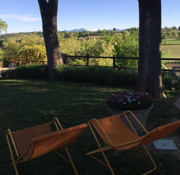 مبيت وإفطار La Piana