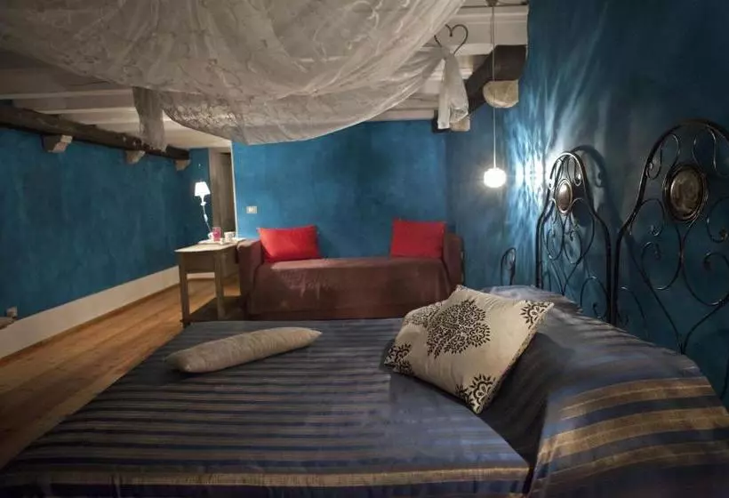 تختخواب و صبحانه Locanda Al Cappello