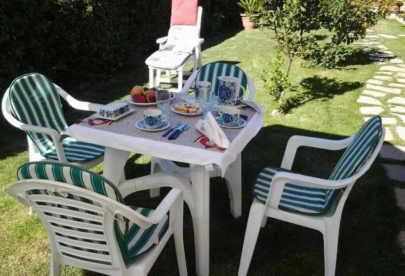 ベッドアンドブレックファースト Sa Mariposa